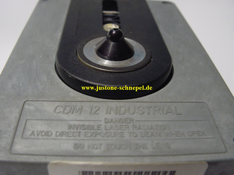 CDM12-industrial_jukebox_9